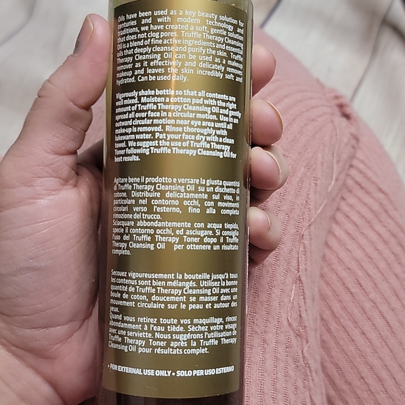 Skin & Co truffle therapy cleansing oil - Picture 3 of 4